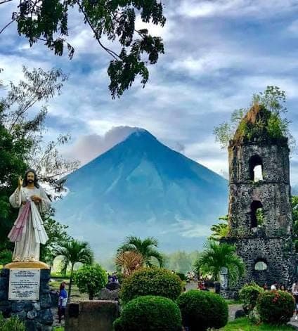 Mayon Volcano Viewpoint (Cagsawa)