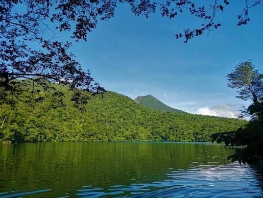 Bulusan Lake