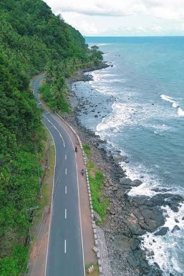 Real Coastline