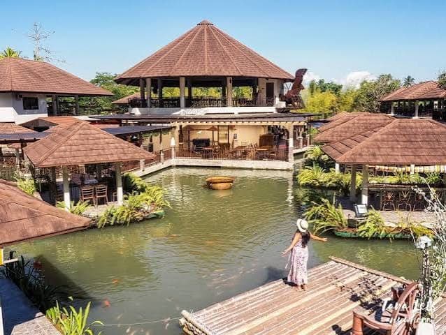 Kamayan sa Palaisdaan